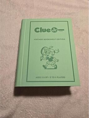 Clue Jr. Vintage Bookshelf Edition Board Game